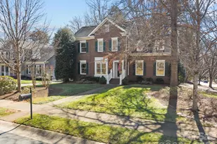 100 Martin St, Davidson, NC 28036 - Photo 4