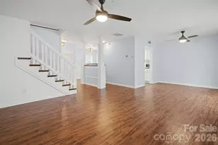 9241 N Vicksburg Park Ct, Charlotte, NC 28210 - Photo 10