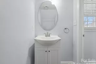 9241 N Vicksburg Park Ct, Charlotte, NC 28210 - Photo 12