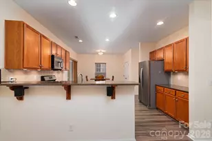 10513 Dominion Village Dr, Charlotte, NC 28269 - Photo 26