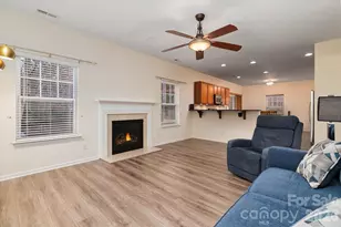 10513 Dominion Village Dr, Charlotte, NC 28269 - Photo 24