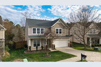 10513 Dominion Village Drive, Charlotte, NC 28269 - Photo 2