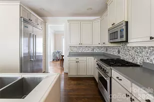 9 Rosebay Ln, Asheville, NC 28803 - Photo 16