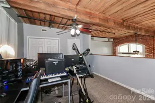 201 S Hoskins Rd, Charlotte, NC 28208 - Photo 26