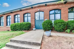 201 S Hoskins Rd, Charlotte, NC 28208 - Photo 8