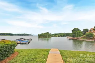 14526 Waterside Dr, Charlotte, NC 28278 - Photo 2