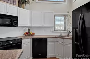 14526 Waterside Dr, Charlotte, NC 28278 - Photo 10