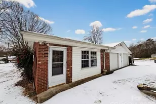 76 Eastview Ct, Taylorsville, NC 28681 - Photo 6