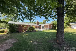 76 Eastview Ct, Taylorsville, NC 28681 - Photo 12