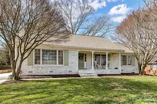 4208 Ashton Dr, Charlotte, NC 28210 - Photo 4