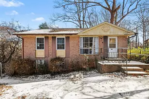 2320 Vinton Dr, Dallas, NC 28034 - Photo 2