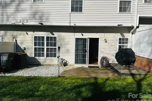 3406 Summerfield Ridge Ln, Matthews, NC 28105 - Photo 6