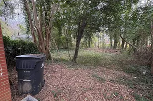 2321 Dundeen St, Charlotte, NC 28216 - Photo 16