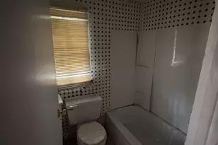 2321 Dundeen St, Charlotte, NC 28216 - Photo 10