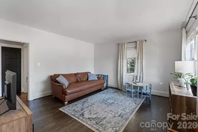 26 6th Avenue NW, Hickory, NC 28601 - Photo 16