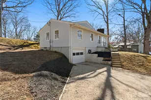 76 Maple Springs Rd, Asheville, NC 28805 - Photo 2