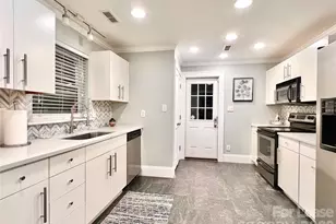 4638 Murrayhill Rd, Charlotte, NC 28209 - Photo 8