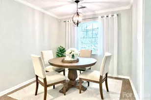 4638 Murrayhill Rd, Charlotte, NC 28209 - Photo 6