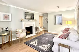 4638 Murrayhill Rd, Charlotte, NC 28209 - Photo 4