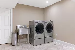 1218 Wareham Ct, Charlotte, NC 28207 - Photo 36