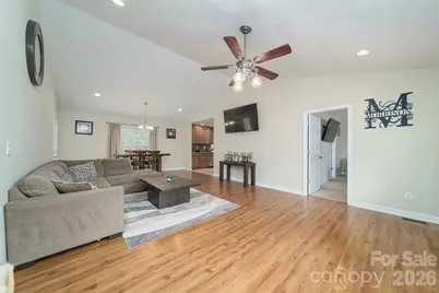 119 Bluff Court, Statesville, NC 28625 - Photo 4