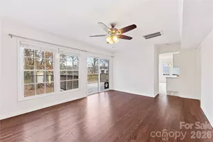 2240 Lawton Bluff Rd, Charlotte, NC 28226 - Photo 14