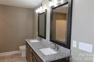 506 E Carpenter St, Maiden, NC 28650 - Photo 14