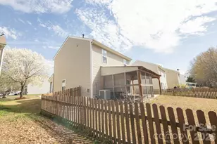 3733 Catawba Creek Dr, Gastonia, NC 28056 - Photo 6