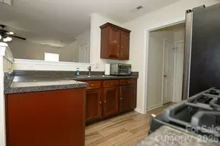 3733 Catawba Creek Dr, Gastonia, NC 28056 - Photo 16