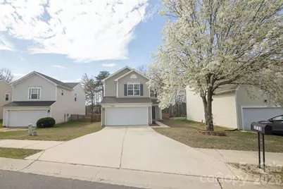 3733 Catawba Creek Drive, Gastonia, NC 28056 - Photo 2