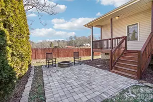 174 Springfield Meadow Dr, Etowah, NC 28729 - Photo 30