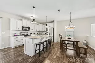 161 Fesperman Cir, Troutman, NC 28166 - Photo 4