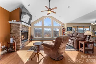 790 Moonlight Trl, Bryson City, NC 28713 - Photo 2