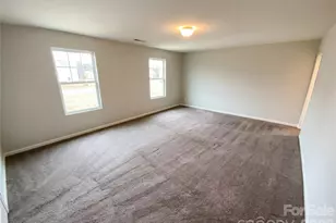 5633 Barclay Ct, Fort Mill, SC 29707 - Photo 4