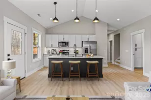 654 Beehive Rd, Hendersonville, NC 28792 - Photo 20