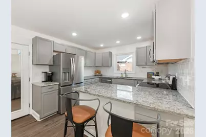 4014 Fieldcrest Road, Charlotte, NC 28217 - Photo 10