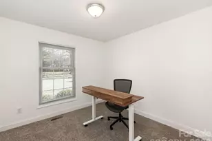 4014 Fieldcrest Rd, Charlotte, NC 28217 - Photo 16