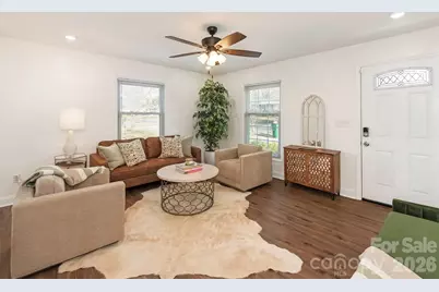 4014 Fieldcrest Road, Charlotte, NC 28217 - Photo 4