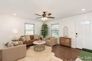 4014 Fieldcrest Rd, Charlotte, NC 28217 - Photo 4