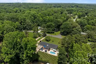 7701 Shady Ln, Charlotte, NC 28215 - Photo 32