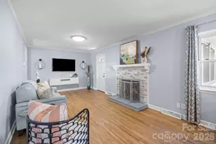 7701 Shady Ln, Charlotte, NC 28215 - Photo 4