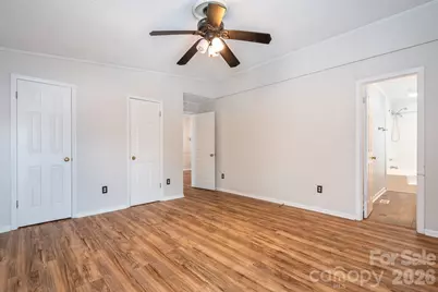 11230 Mallard Crossing Drive, Charlotte, NC 28262 - Photo 10