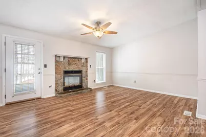 11230 Mallard Crossing Drive, Charlotte, NC 28262 - Photo 4