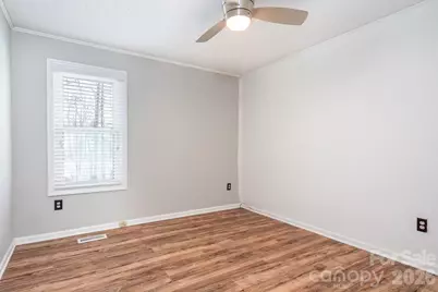 11230 Mallard Crossing Drive, Charlotte, NC 28262 - Photo 8