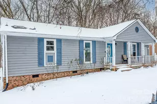 11230 Mallard Crossing Dr, Charlotte, NC 28262 - Photo 2