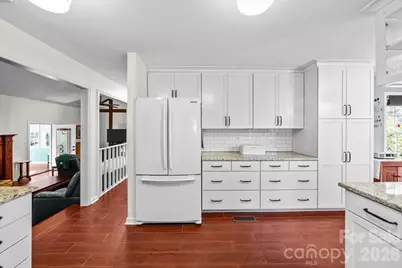 7980 Glasgow Drive, Laurinburg, NC 28352 - Photo 32