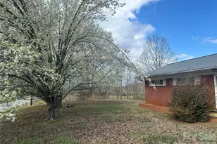 5164 Lavern St, Conover, NC 28613 - Photo 2