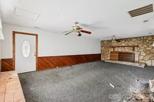 204 Harrison Dr, Belmont, NC 28012 - Photo 2