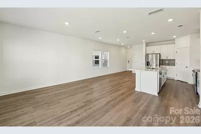 8124 Hidden Springs Trail, Charlotte, NC 28216 - Photo 4