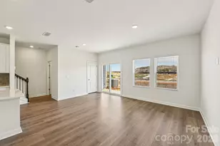 8124 Hidden Spgs Trl, Charlotte, NC 28216 - Photo 2